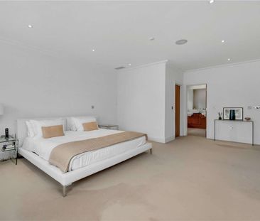 Located in a gated development off of Fairmile Lane, a wonderfully ... - Photo 4