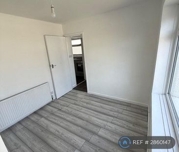 4 bedroom detached house to rent - Photo 6