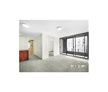 Stylish One-Bedroom Apartment in the CBD - Photo 1
