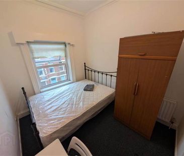 Flat 2, 32 Lawrence Street, Belfast, BT7 1LF - Photo 6