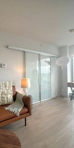 Fully Furnished Luxury Condo 2bed 2 baths + Den - Photo 3