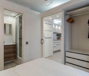 Lovely One-Bedroom Apartment With Balcony Just Two Minutes from Beach - Foto 3