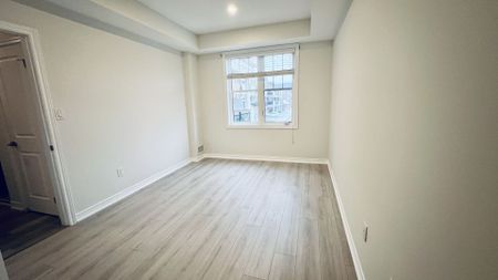 For Lease - 2326 Taunton Road Unit# 201, Oakville, Ontario - Photo 4