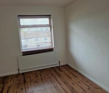 2F Knocksallagh Green, Green Island, Carrickfergus, BT38 8SR - Photo 4