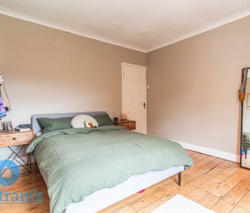 2 bed End Terraced House for Rent - Photo 2