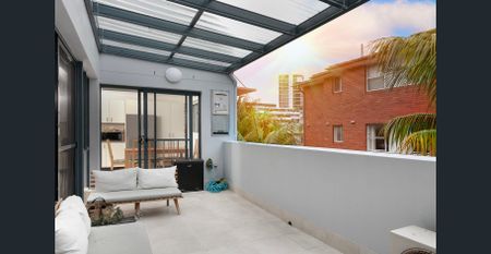 Split-Level Two-Bedroom Apartment in Dee Why - Photo 5