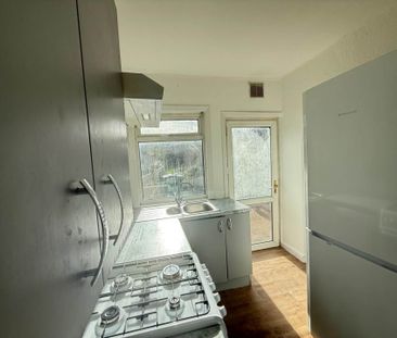 Deacon Crescent, Doncaster. DN11 0SY - Photo 6