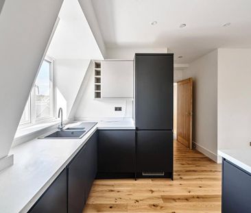 2 bedroom penthouse to rent - Photo 4