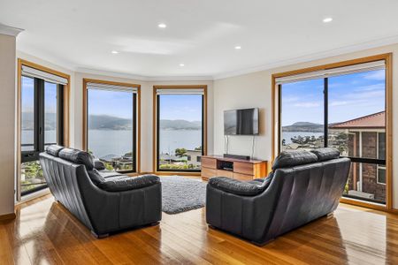 708 Oceana Drive - Photo 2