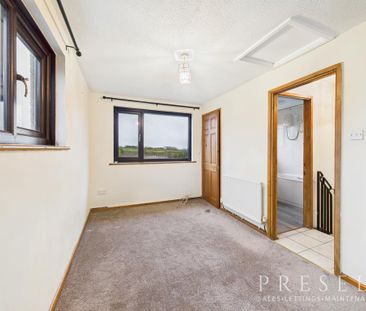 1 bedroom semi-detached house to rent - Photo 5