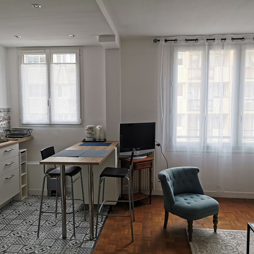 Location appartement 2 pièces, 44.00m², Paris 11 - Photo 1