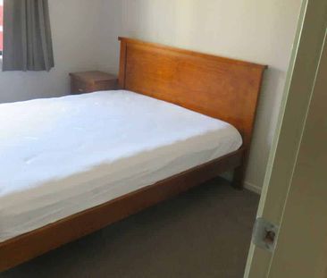 Fully Furnished Townhouse Opposite Waikato University - Photo 3