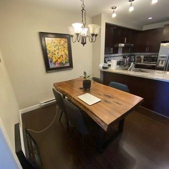 2 Bedroom / 2 Bathroom in Cambie Village For Oct 1st / Sept 15th - Photo 4