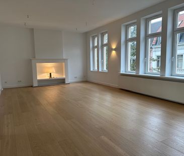 Sanierte Altbauwohnung im Belgischen Viertel - Photo 1