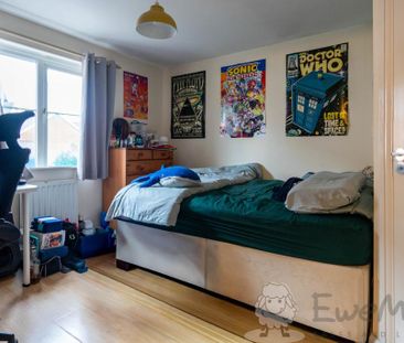 3 bedroom detached house to rent - Photo 2