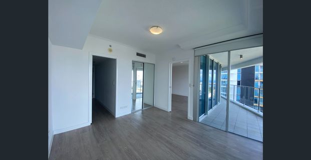 Mantra Residences @ Southport Central - 2 Bedroom Apartment - Photo 1