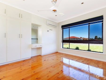 Lovely 3 Bedroom Family Home - Photo 5