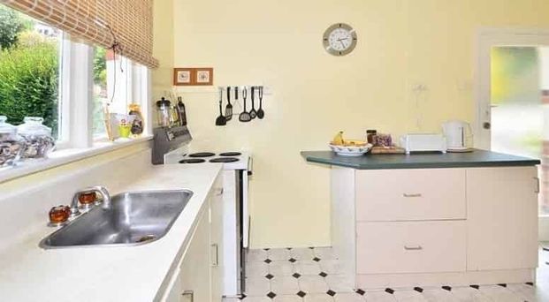 2 Bedroom Flat in Mornington - Photo 1