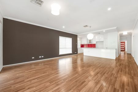 24 Pibroch Avenue, Windsor Gardens SA 5087 - House For Rent | Domain - Photo 2
