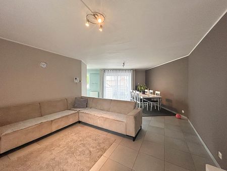 Instapklaar appartement met 2 slaapkamers, 2 terrassen & autostaanplaats te Egem! - Foto 2