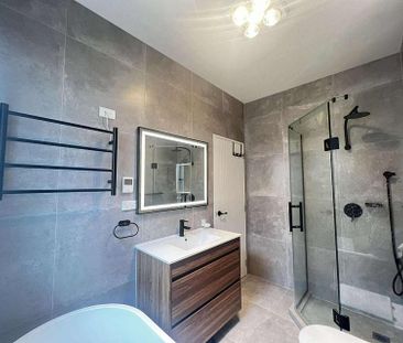 Bright, Beautiful & Ready for You *Fully Furnished - Photo 1