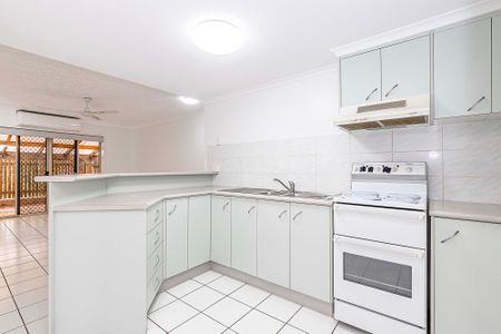 4/36 Kitchener Road, Pimlico QLD 4812 - Townhouse For Rent | Domain - Photo 3