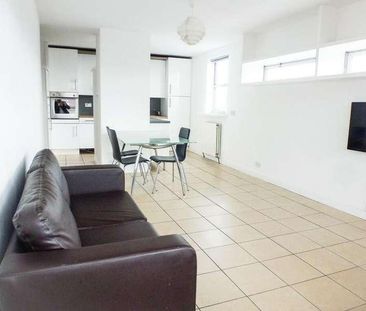 Staines Road West, Sunbury-on-thames, TW16 - Photo 2