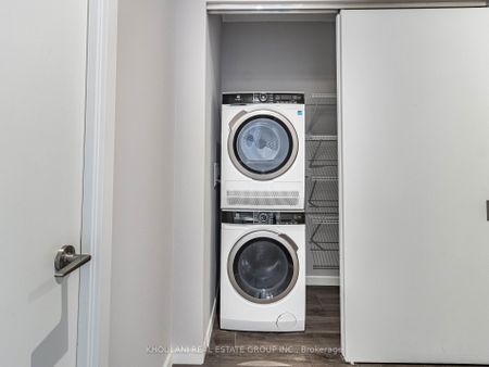 For Lease - 7 Smith Crescent Unit# 204, Toronto, Ontario - Photo 5