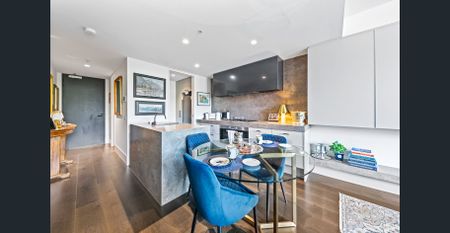 A Boutique Haven of Style and Serenity - Photo 2