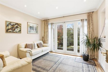 6 bedroom detached house to rent - Photo 3