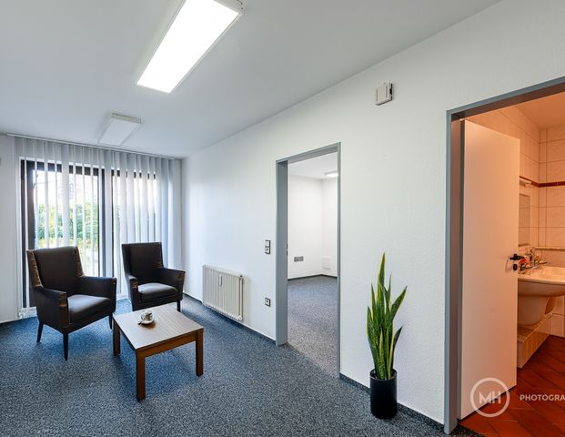 *Moderne, großzügige Wohnung im Herzen von Seelscheid* ideal für Singles und Paare - Photo 1