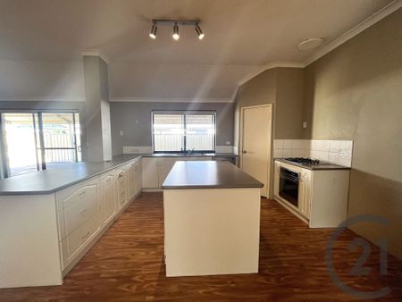 Kingston Family Home - Photo 4