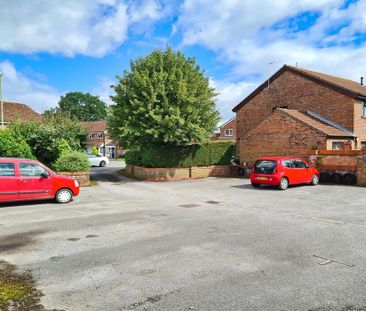 1 bedroom terraced house to rent - Photo 6