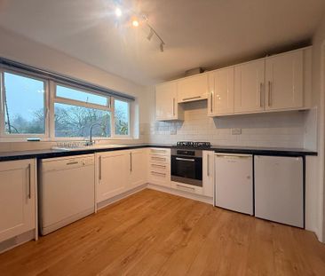 2 bedroom detached bungalow to rent - Photo 1