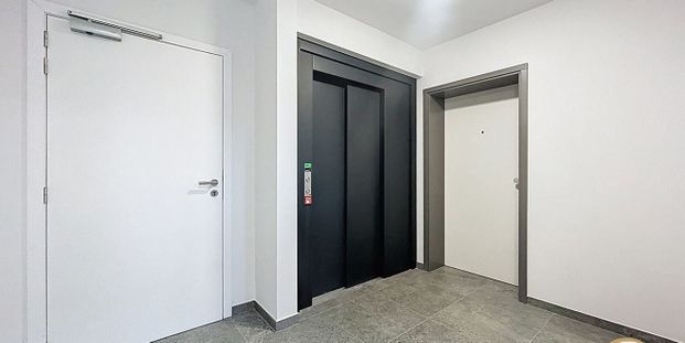 Appartement te huur in Liège voor € 930 met 2 slaapkamers - Foto 1