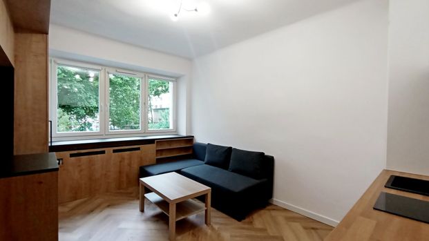 Warszawa Śródmieście, Dzielna - Photo 1