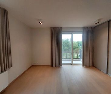 Ruim en uniek appartement te huur in het rustige hart van Zulte - Photo 5