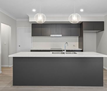 Stunning near New Home in Vibrant Eumundi - Photo 3