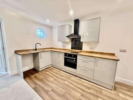 Lumb Farm, Derby Road, Marehay, Ripley, DE5 - Photo 4