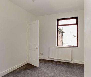 Liverpool Road, Great Sankey, WA5 - Photo 2