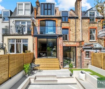 Plush en-suite bedroom CrouchEnd - Photo 2