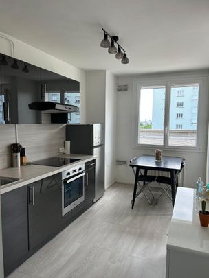 Location Appartement 2 pièces 33m² DECINES CHARPIEU 69150 - Photo 1