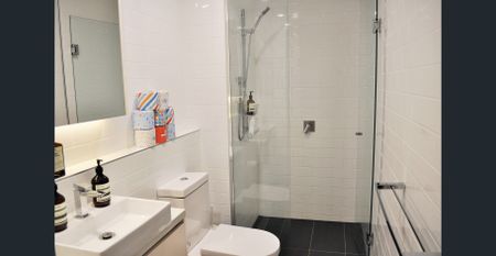 Style, Class & Sophistication! - Photo 5