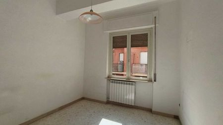 Appartamento in affitto a Napoli - Photo 4