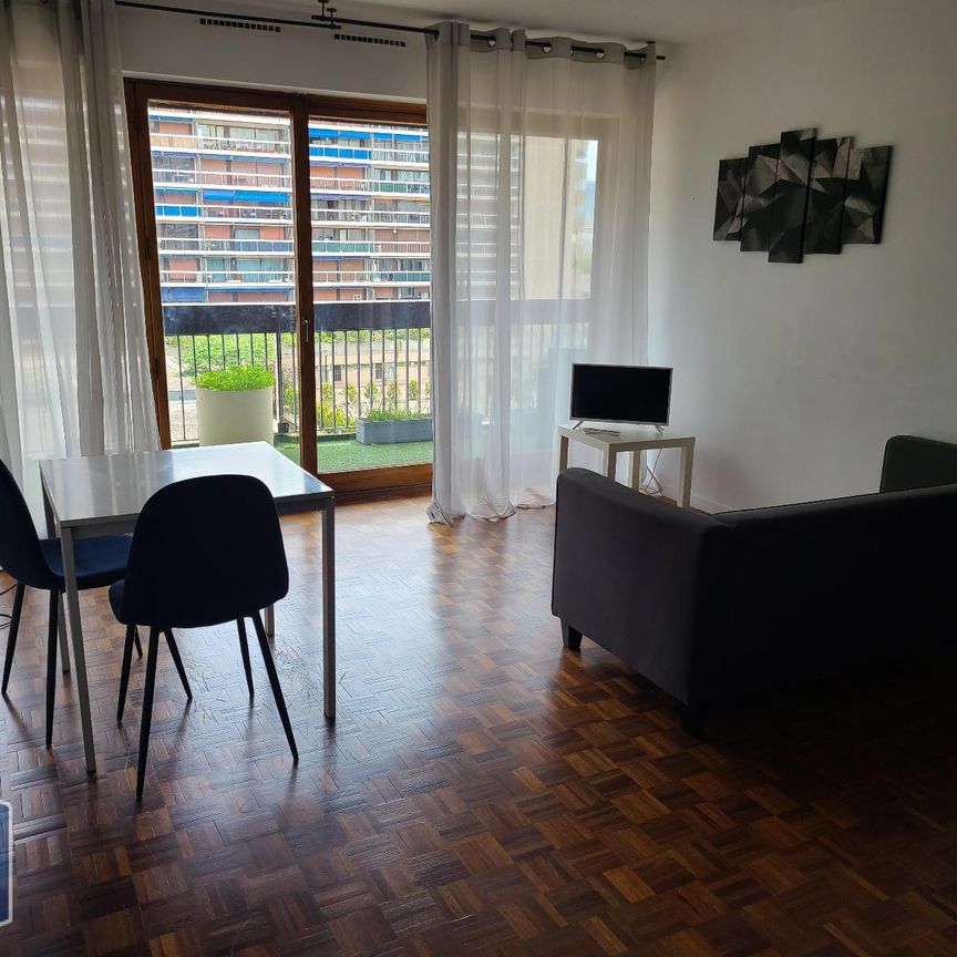 Location Appartement 2 pièces 48m² MARSEILLE 6ème - Photo 1