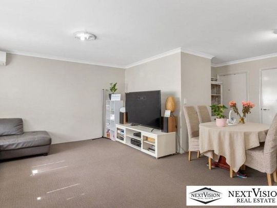 11 McDermott Rd, Kwinana Town Centre - Photo 1