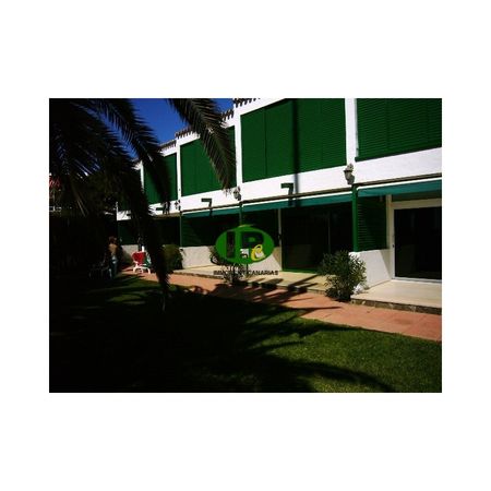 Apartment 3 Schlafzimmer, geflieste Terrasse, direkt am Meer gelegen - Photo 5