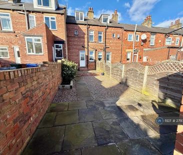2 bedroom terraced house to rent - Photo 3