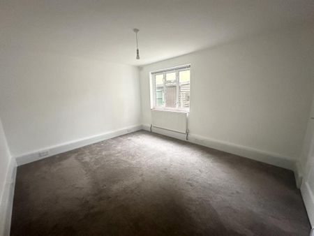 2 bedroom maisonette to rent - Photo 3