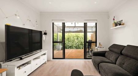 2 BEDROOMS HOME IN BEACH HAVEN - Photo 4